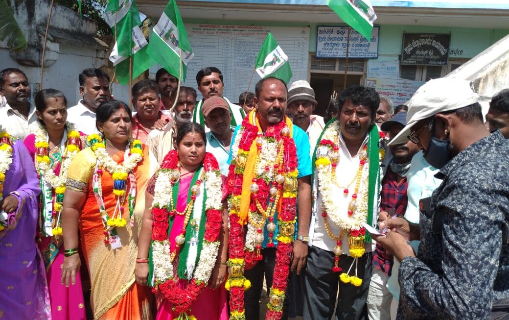 ಕೂಡ್ಲೂರು ಗ್ರಾಮ ಪಂಚಾಯತಿಯ ಅಧ್ಯಕ್ಷ ಮತ್ತು ಉಪಾಧ್ಯಕ್ಷರ ಆಯ್ಕೆ